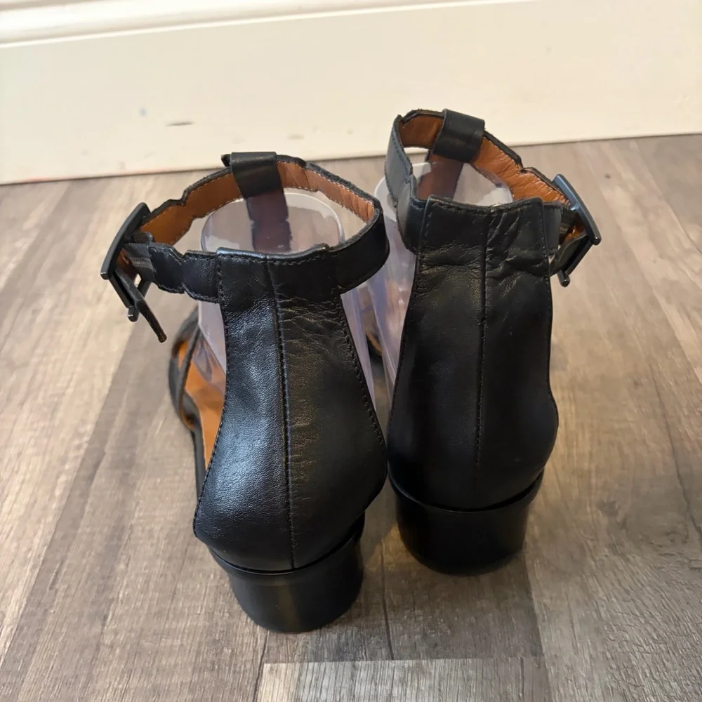Aquatalia strap leather